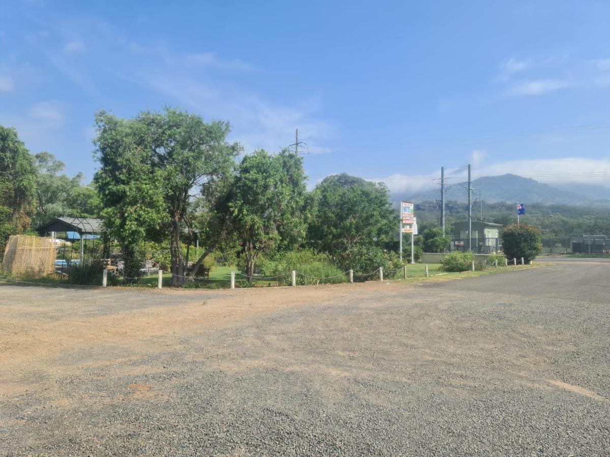 Valley View Motel Murrurundi エクステリア 写真