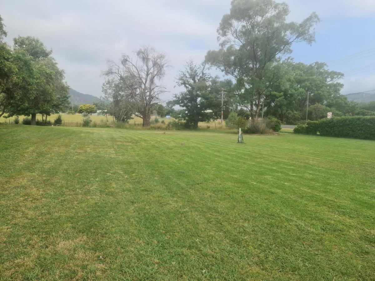 Valley View Motel Murrurundi エクステリア 写真