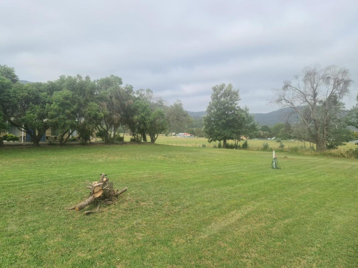 Valley View Motel Murrurundi エクステリア 写真